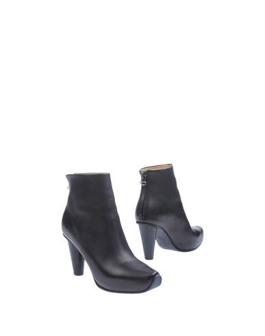 ZOOM ACNE - Ankle boots