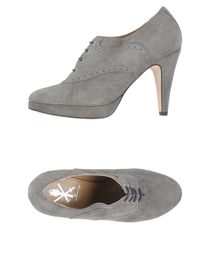 OPENING CEREMONY - Laced shoes