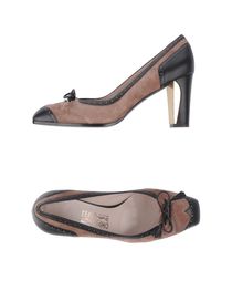 SALVATORE FERRAGAMO - Closed-toe slip-ons