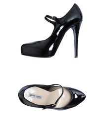 GIANNA MELIANI - Closed-toe slip-ons