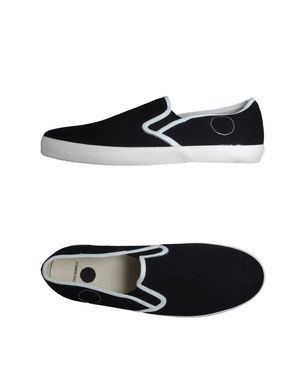 COMING SOON - Slip on Sneaker