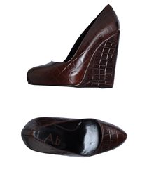 L.A.b - Closed-toe slip-ons