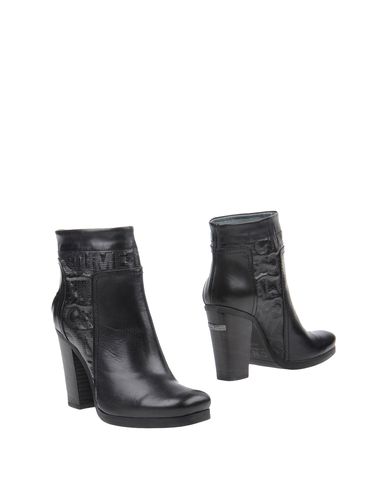 ZOOM C'N'C' COSTUME NATIONAL - Ankle boots