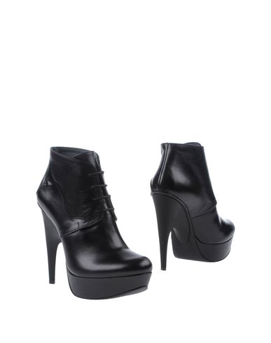 ZOOM C'N'C' COSTUME NATIONAL - Ankle boots