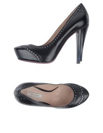 NINA RICCI Closed-toe slip-ons