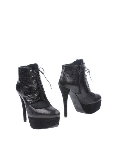 ZOOM STUART WEITZMAN - Ankle boots