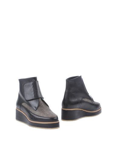 ZOOM SURFACE TO AIR - Ankle boots