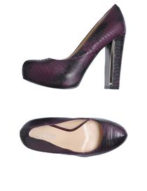 GUESS - Closed-toe slip-ons