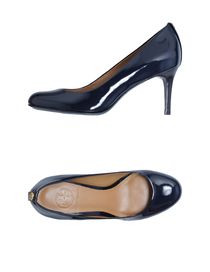 TORY BURCH - Closed-toe slip-ons