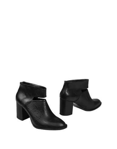 ZOOM RACHEL COMEY - Ankle boots