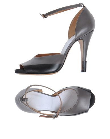 ZOOM MAISON MARTIN MARGIELA 22 - Courts with open toe