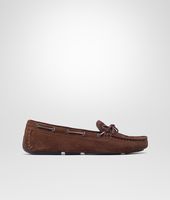 Bottega Veneta® Mokassin aus Wildleder Intrecciato Bottega Veneta® Mokassin aus Wildleder Intrecciato