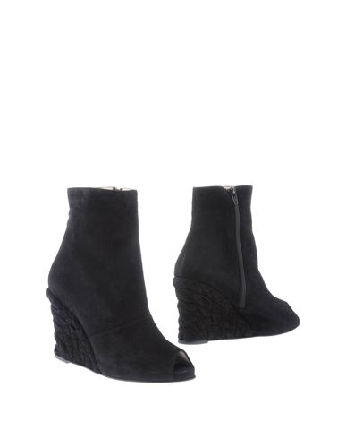 ZOOM B-STORE - Ankle boots