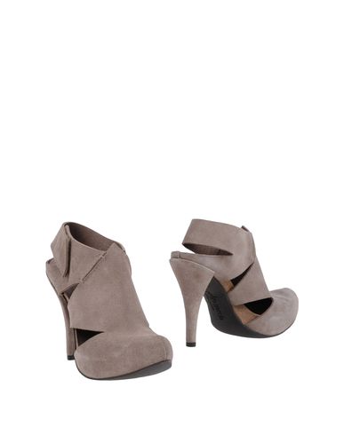 ZOOM PEDRO GARCÍA - Ankle boots