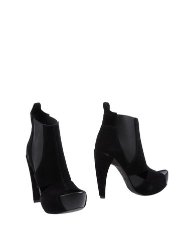ZOOM PEDRO GARCÍA - Ankle boots