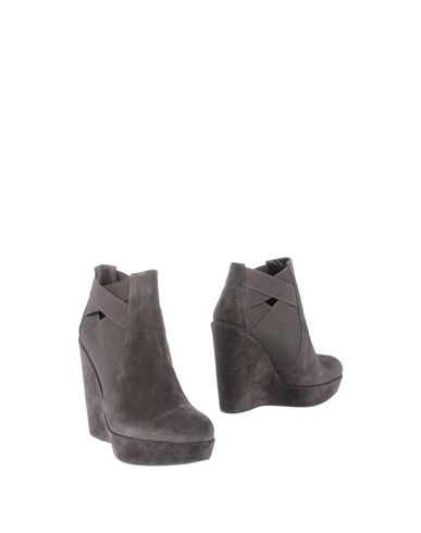 ZOOM STUART WEITZMAN - Ankle boots