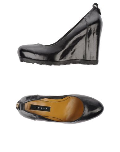 ZOOM LOGAN - Wedge