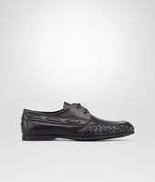 Bottega Veneta® Segelschuh aus Kalbsleder Intrecciato Nero Bottega Veneta® Segelschuh aus Kalbsleder Intrecciato Nero