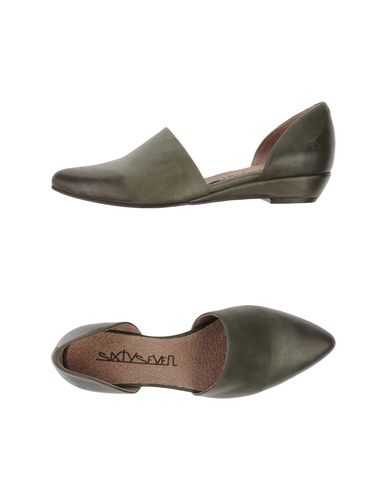ZOOM 67 SIXTYSEVEN - Moccasins