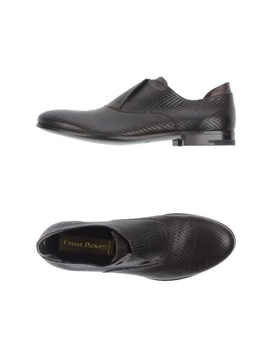 ZOOM CESARE PACIOTTI - Moccasins
