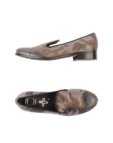 ZOOM D+ - Moccasins