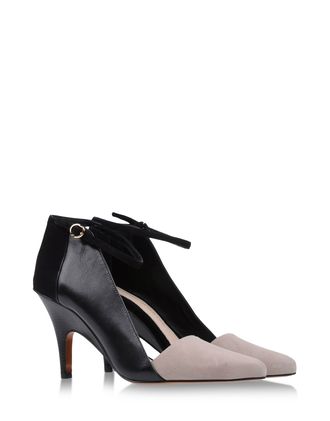 Closed toe - 10 CROSBY DEREK LAM