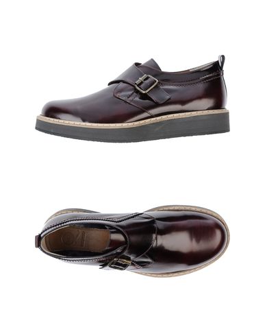 ZOOM McQ - Moccasins