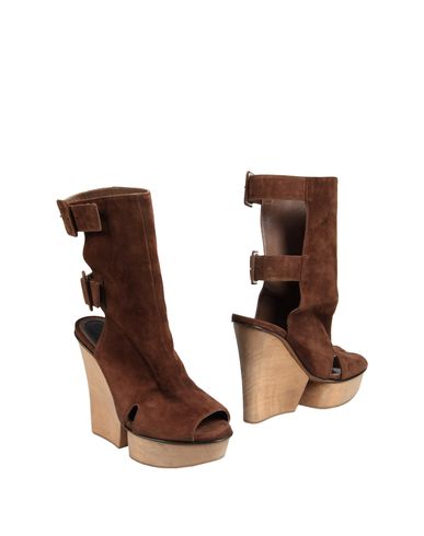 ZOOM MARNI - Ankle boots