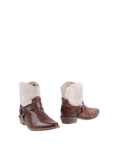ZOOM MR. WOLF - Ankle boots
