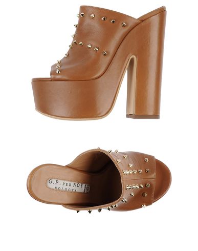ZOOM G.P. PER NOY BOLOGNA - Sandals
