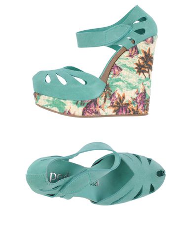 ZOOM PEDRO GARCÍA - Sandals