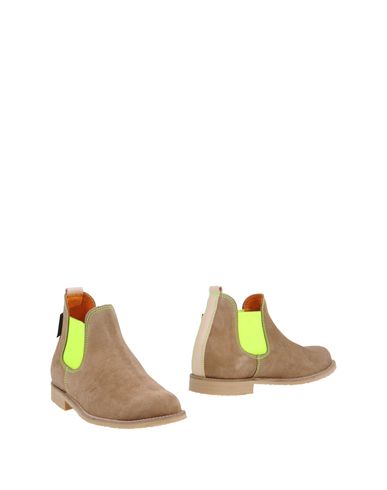 ZOOM NEON BOOTS - Ankle boot
