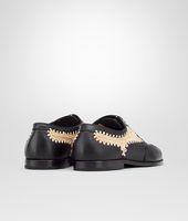 Bottega Veneta® Schnürschuh aus Stroh und Brunissable Leder Nero Naturale Bottega Veneta® Schnürschuh aus Stroh und Brunissable Leder Nero Naturale