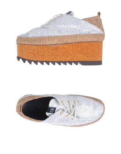 ZOOM VOLTA - Laced shoes
