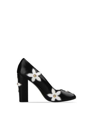 Moschino, Closed-toe slip-ons