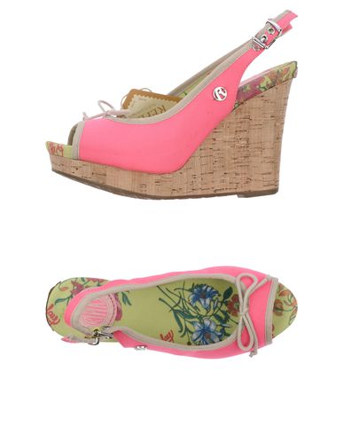 ZOOM REPLAY - Sandals
