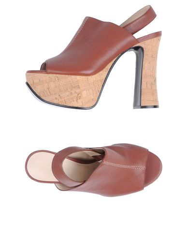 ZOOM CHLOÉ - Sandals