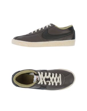 NIKE - Low-tops