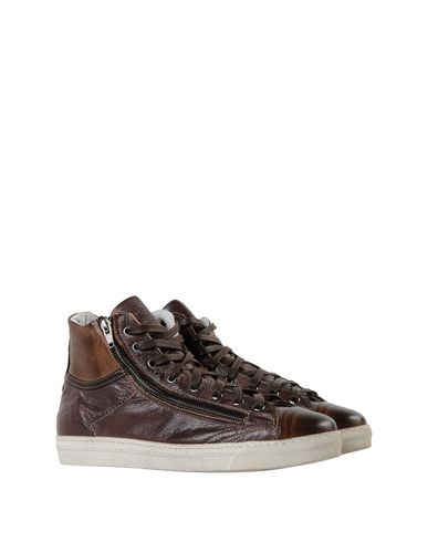 ZOOM 8 - High-top sneaker