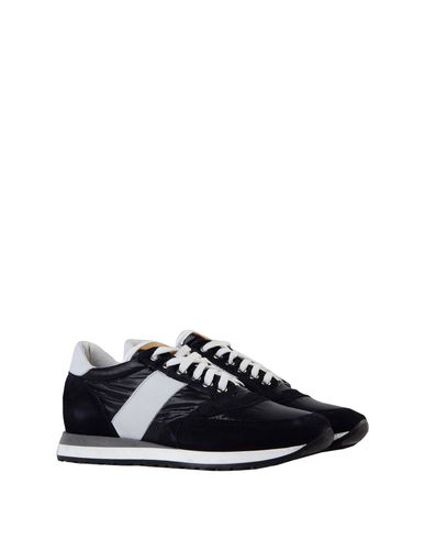 ZOOM 8 - Sneakers
