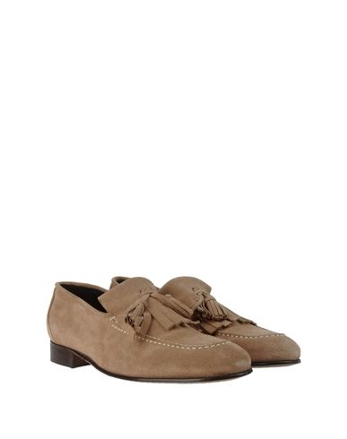 ZOOM 8 - Moccasins