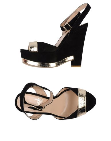 ZOOM MIVIDA - Sandals