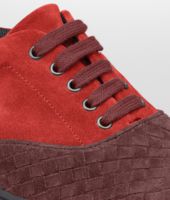 Bottega Veneta® SNEAKER AUS WILDLEDER INTRECCIATO AUBERGINE FRAISE Bottega Veneta® SNEAKER AUS WILDLEDER INTRECCIATO AUBERGINE FRAISE