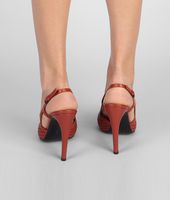 Bottega Veneta® BURNT RED STUOIA SMOOTH CHEVRE PUMP Bottega Veneta® BURNT RED STUOIA SMOOTH CHEVRE PUMP