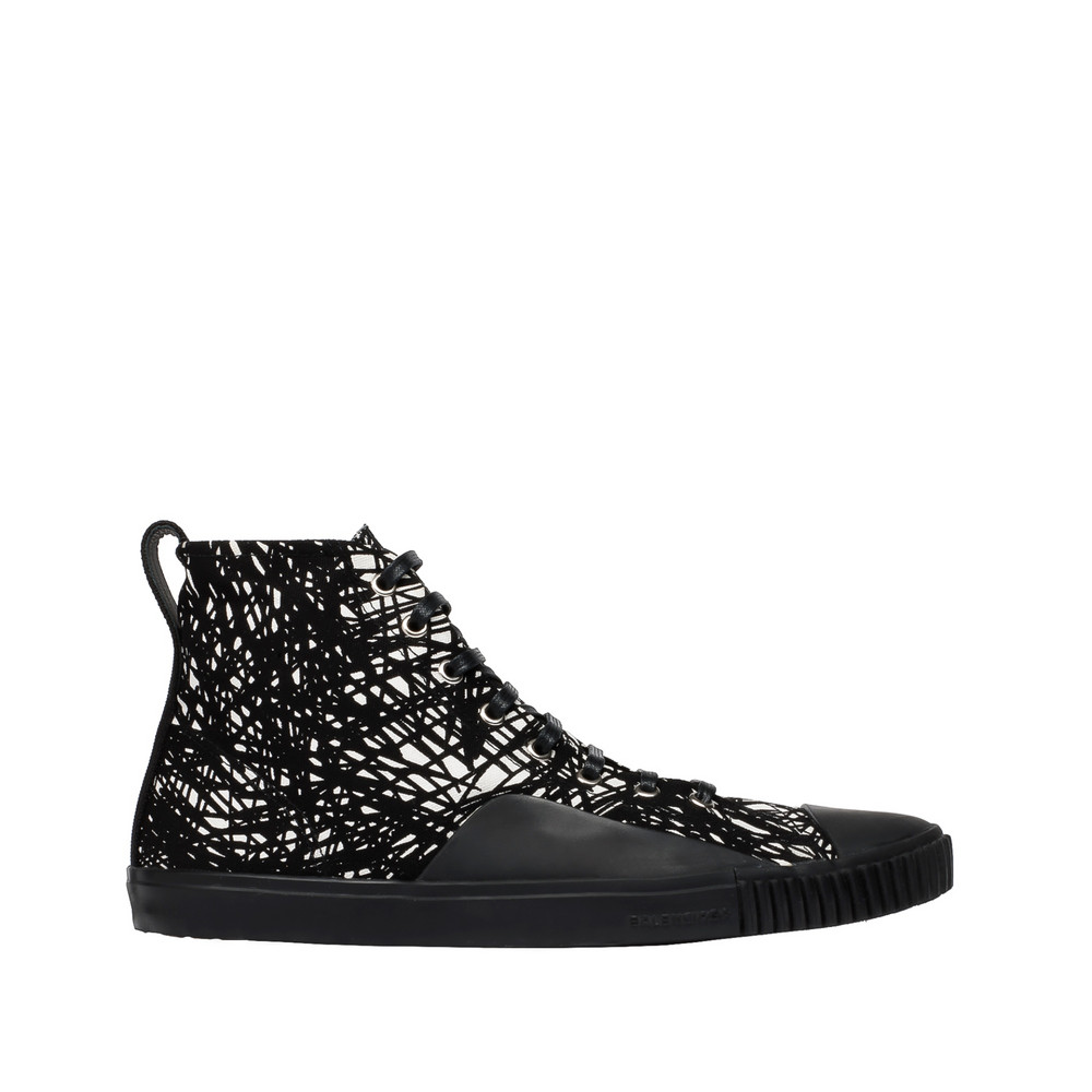 Balenciaga Young Noise High Sneakers
Balenciaga Young Noise High Sneakers