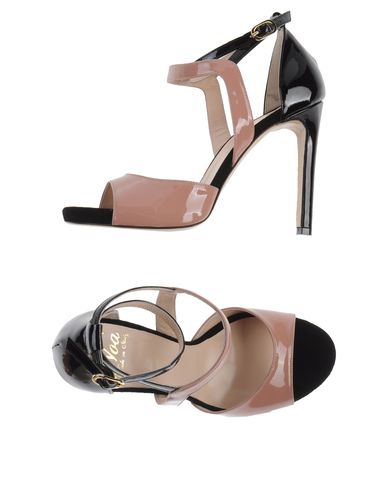 ZOOM NOA - Sandals
