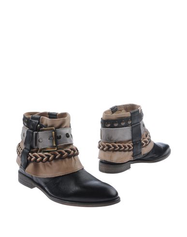 ZOOM FABRIZIO CHINI - Ankle boots