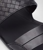 Bottega Veneta® SANDALI NERI IN INTRECCIATO STORM CUIR Bottega Veneta® SANDALI NERI IN INTRECCIATO STORM CUIR