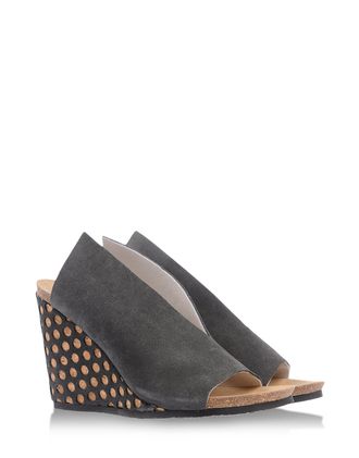 Mules & Clogs - PETER NON