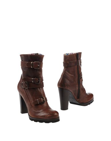 ZOOM LE CROWN - Ankle boot